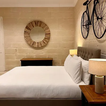 Typical Maltese Maisonette In St.julians *