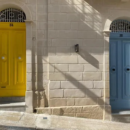 Apartment Typical Maltese Maisonette In St.julians *
