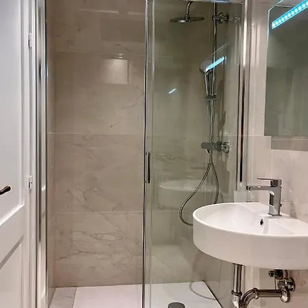 דירה Typical Maltese Maisonette In St.julians *